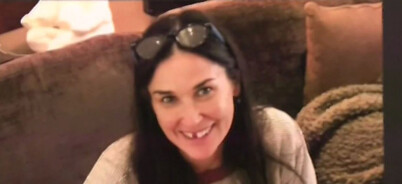 Plutselig mistet Demi Moore begge fortenna: - Det sykeste jeg har sett